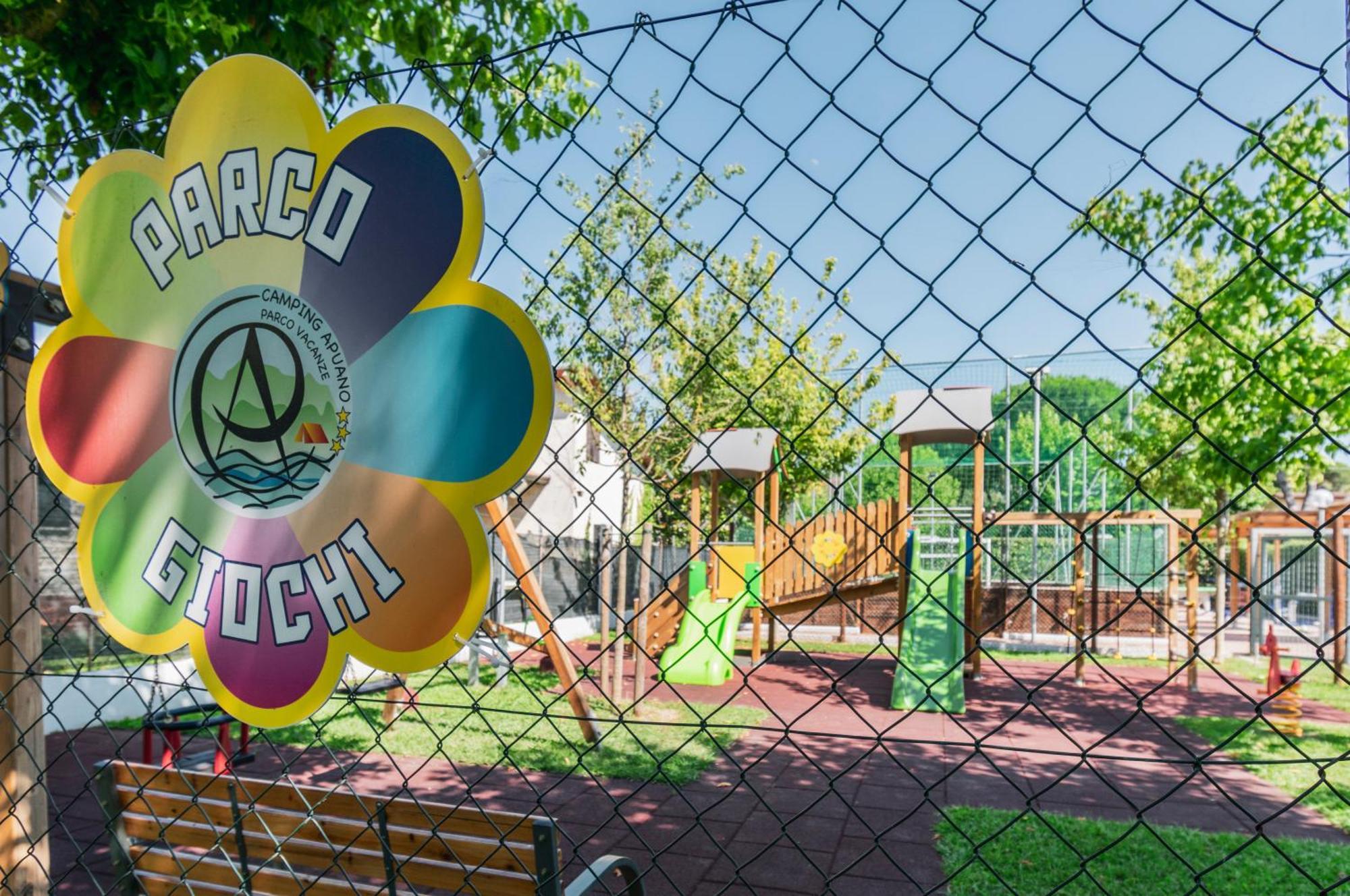 Camping Apuano Marina di Massa Kültér fotó